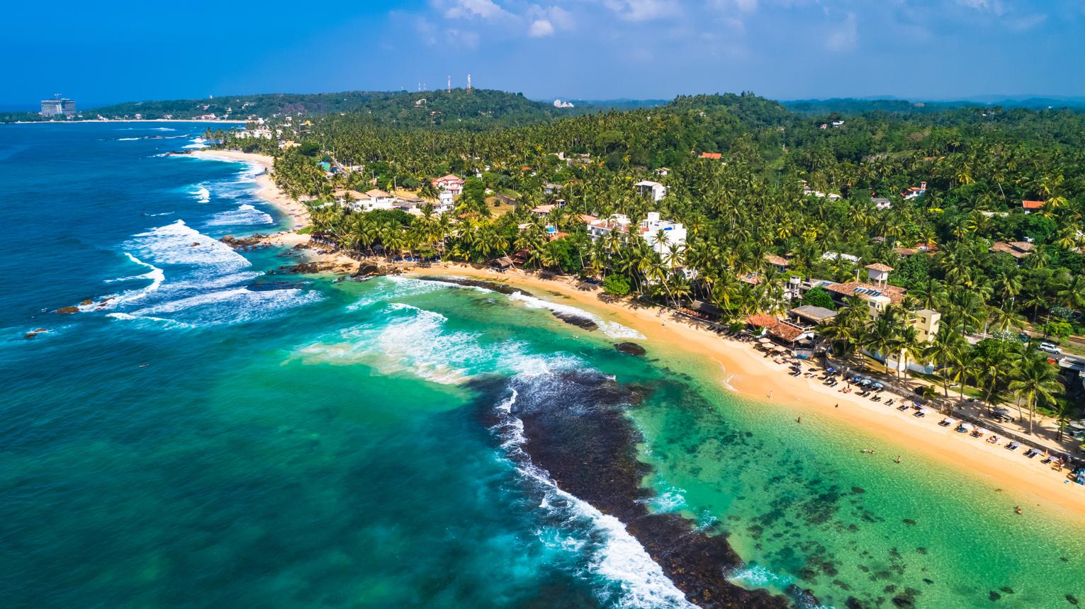 Island Waves & Wonders